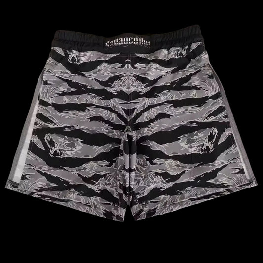 Savagedout - tiger knee shorts